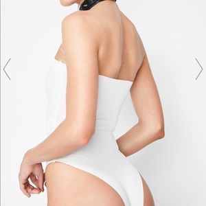 CLOUD RUN THE SHOW STRAPLESS BODYSUIT